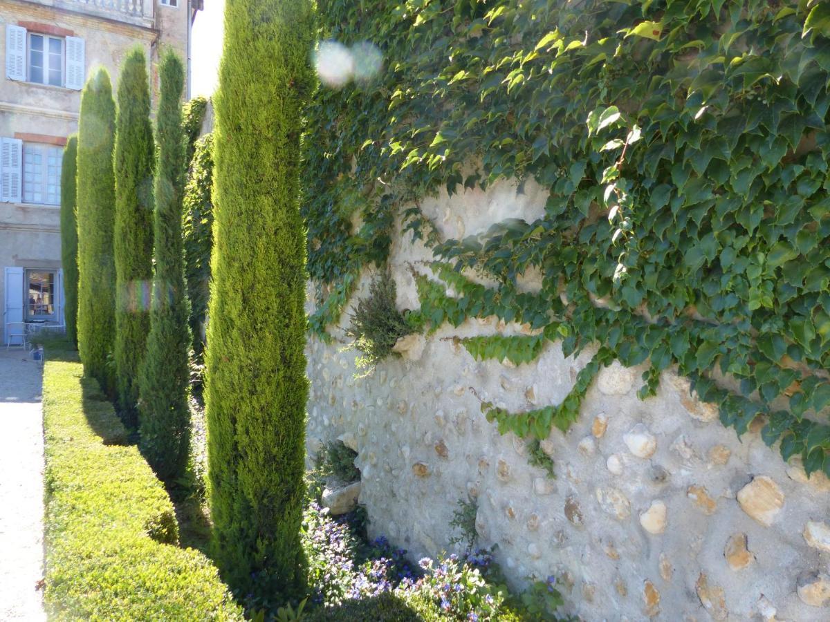Bed & Breakfast Chateau Du Grand Jardin Valensole