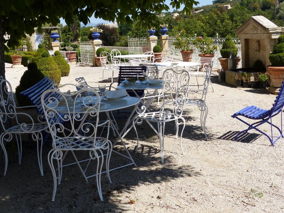 Chateau Du Grand Jardin *