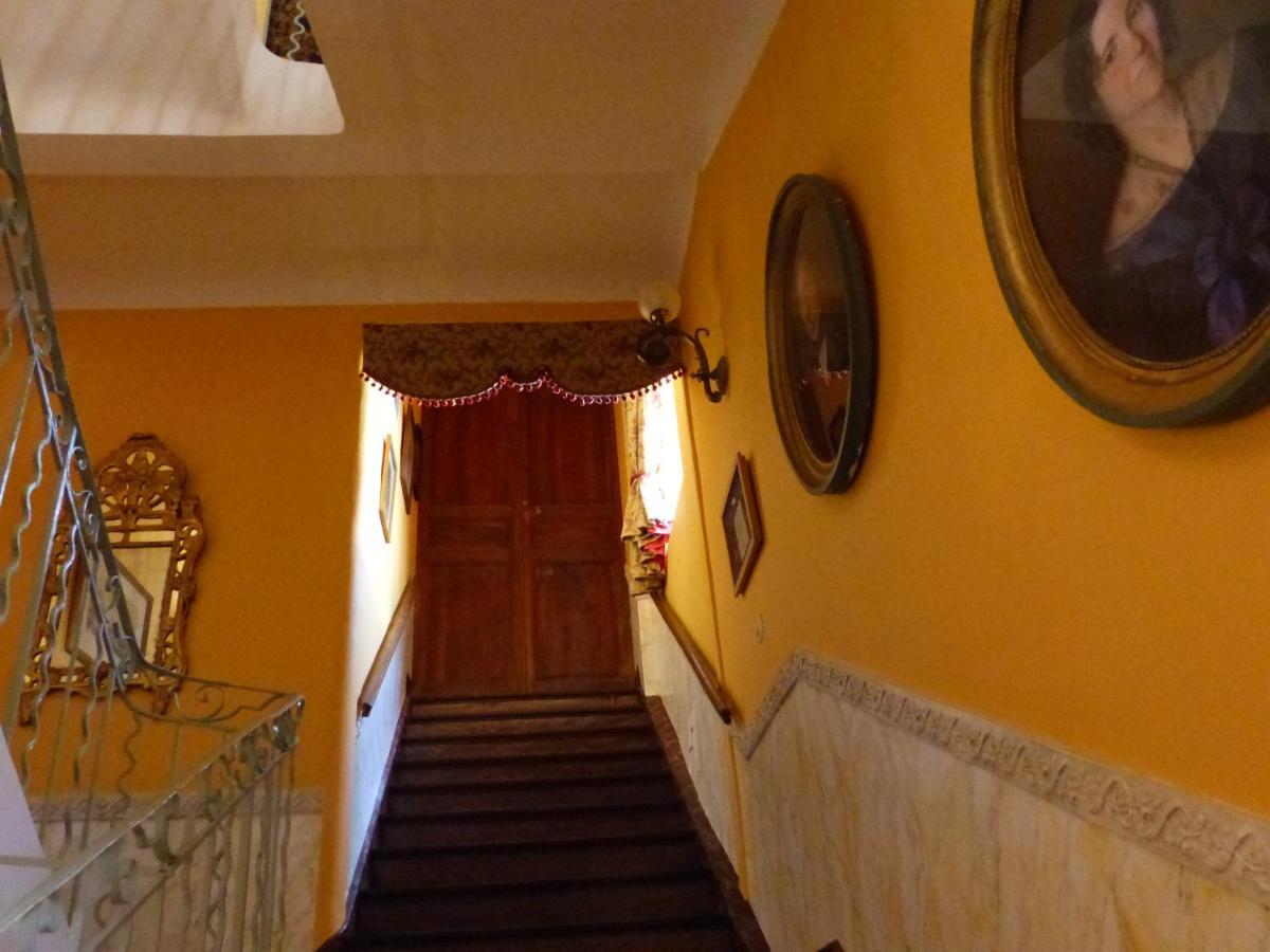 Chateau Du Grand Jardin Valensole