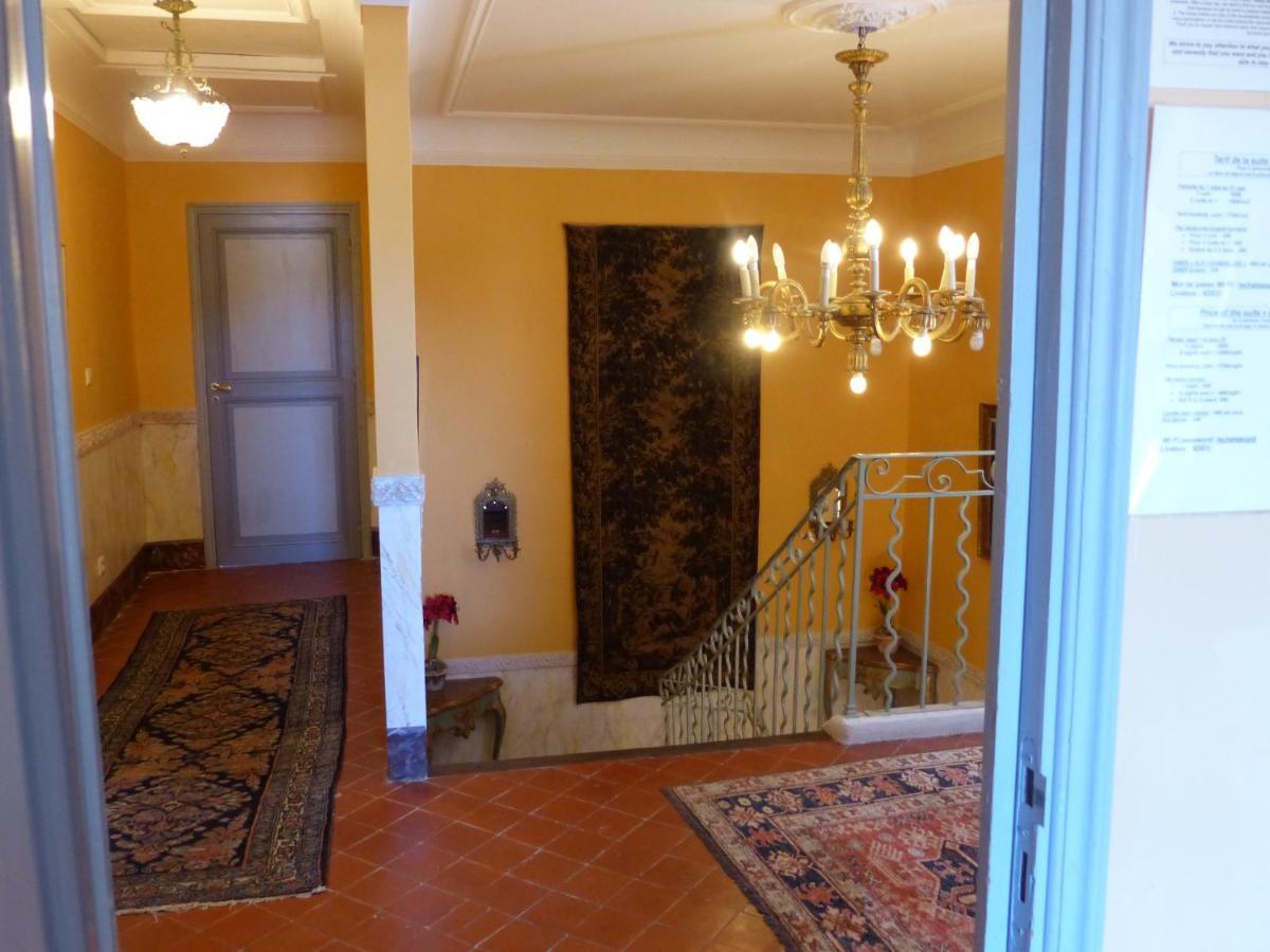 Bed & Breakfast Chateau Du Grand Jardin Valensole