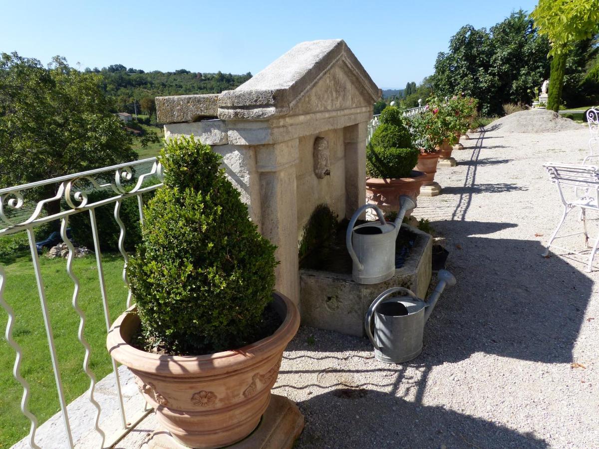Bed & Breakfast Chateau Du Grand Jardin Valensole